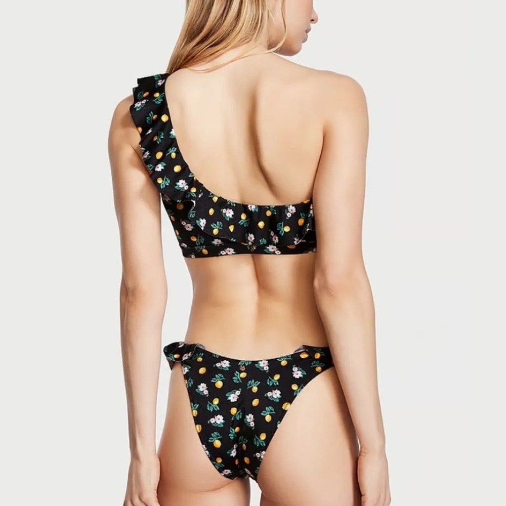 NWT Victorias Secret Swim Cheeky Bikini Bottom Ruffle Accent Lemons size M